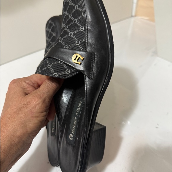 Leather mules, Etienne Aigner, signature logo pattern 
 is an American fashion - Picture 7 of 16